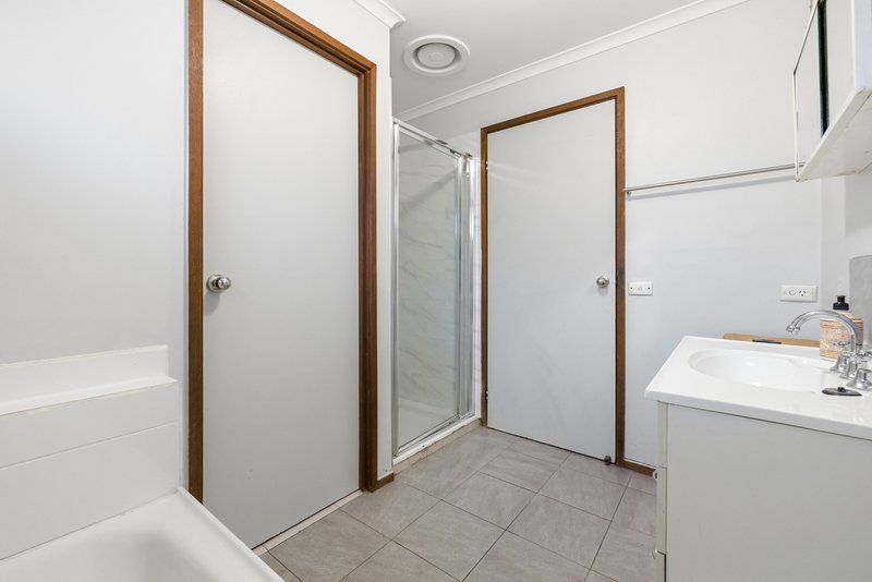 Photo - 16 Riding Way, Ferntree Gully VIC 3156 - Image 15