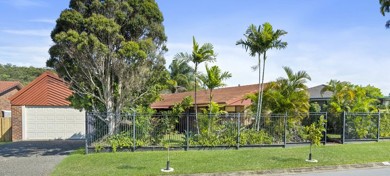 16 Risdon Street, Carindale QLD 4152