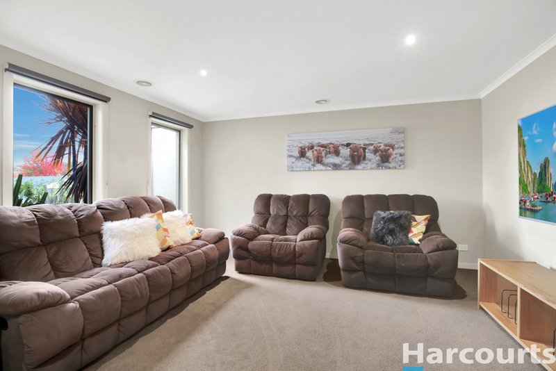 Photo - 16 Rivendale Crescent, Drouin VIC 3818 - Image 5