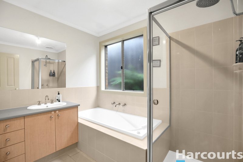 Photo - 16 Rivendale Crescent, Drouin VIC 3818 - Image 7