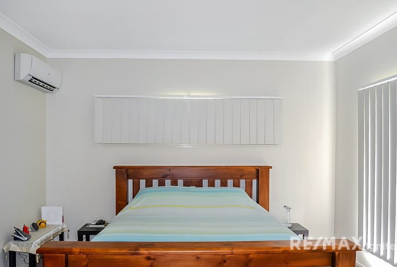 Photo - 16 Riverpark Drive, Karalee QLD 4306 - Image 9