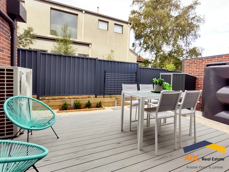 Photo - 1/6 Riverview Street, Avondale Heights VIC 3034 - Image 17