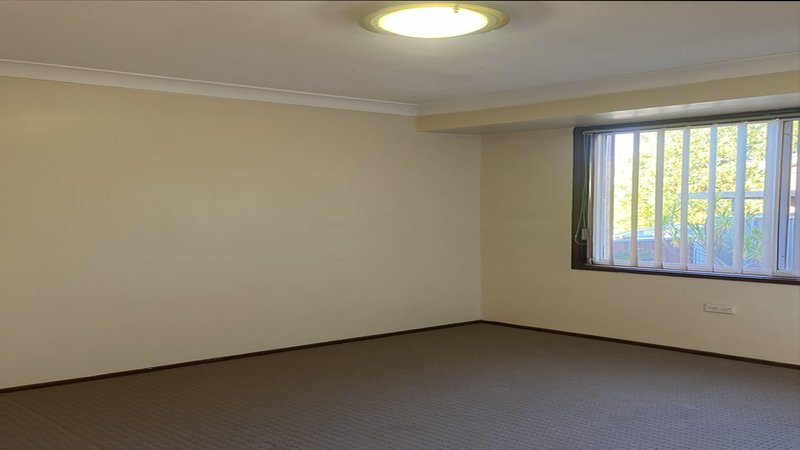 Photo - 16 Roath Place, Prospect NSW 2148 - Image 4