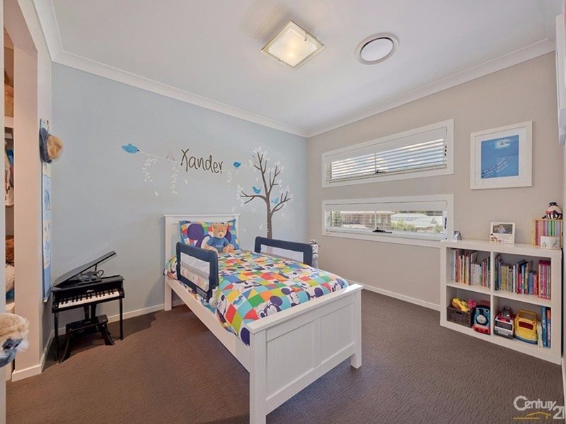 Photo - 16 Roberts Rd Parade, Lawson NSW 2783 - Image 12