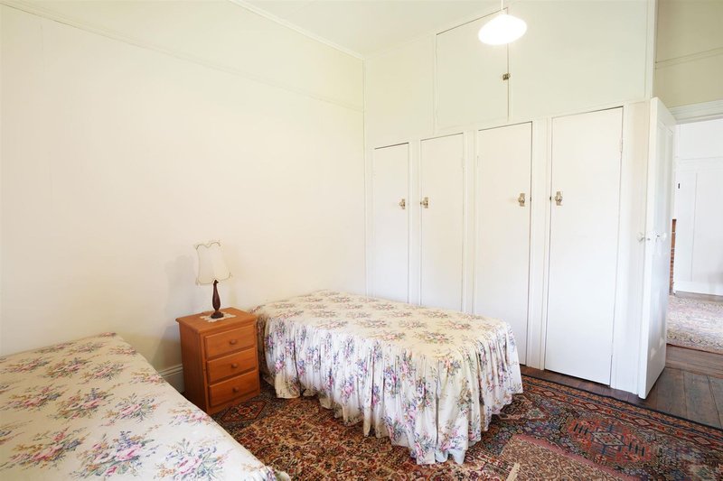 Photo - 16 Robertson Street, Casterton VIC 3311 - Image 10