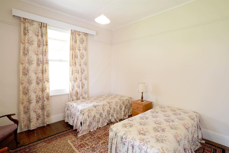 Photo - 16 Robertson Street, Casterton VIC 3311 - Image 12