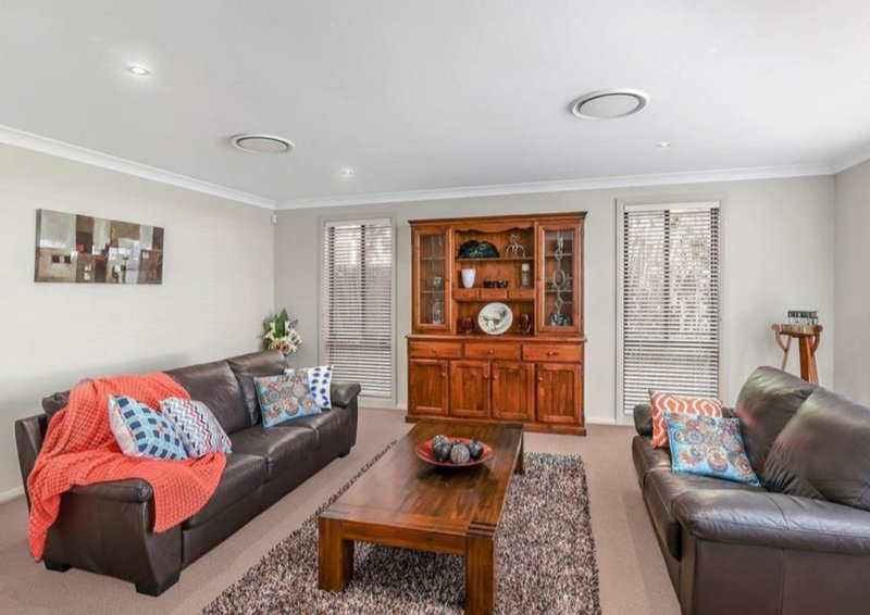 Photo - 16 Robinia Close, Elermore Vale NSW 2287 - Image 3