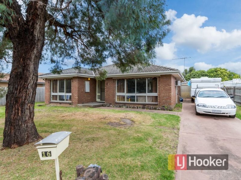 16 Robjant Street, Hampton Park VIC 3976