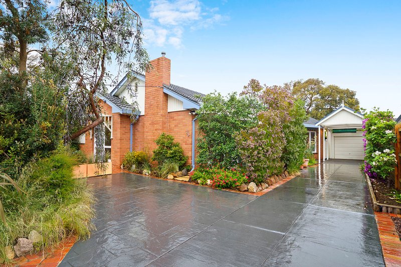 16 Robross Street, Cheltenham VIC 3192