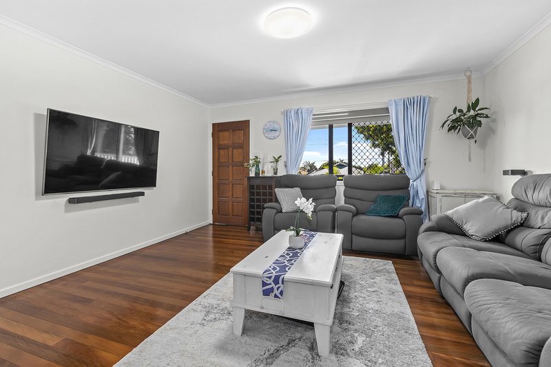 Photo - 16 Roma Street, Scarborough QLD 4020 - Image 3