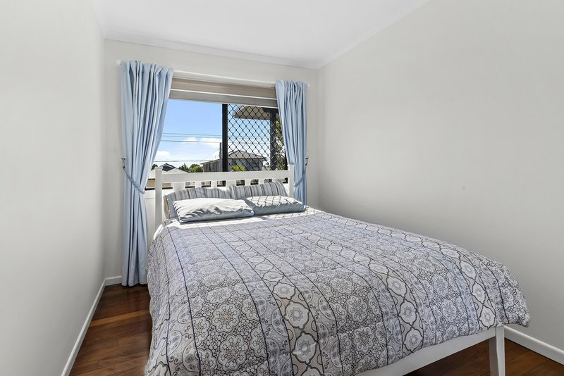 Photo - 16 Roma Street, Scarborough QLD 4020 - Image 7