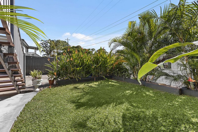 Photo - 16 Roma Street, Scarborough QLD 4020 - Image 11