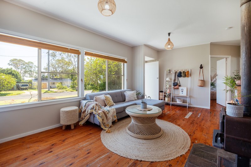 Photo - 16 Rosemary Ave , Bawley Point NSW 2539 - Image 6