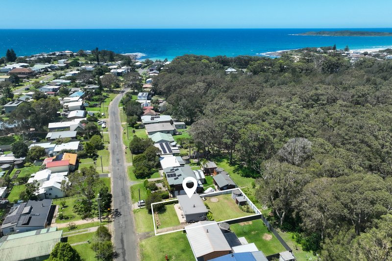 Photo - 16 Rosemary Ave , Bawley Point NSW 2539 - Image 23