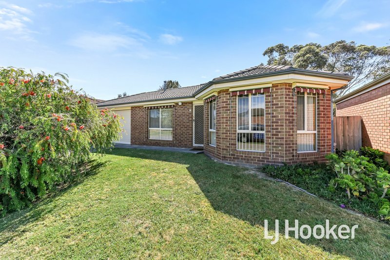 16 Rossi Close, Pakenham VIC 3810