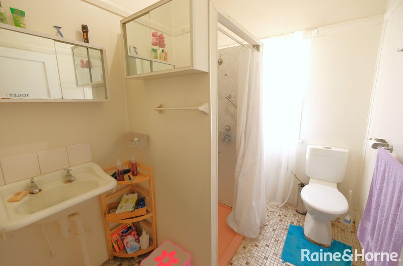 Photo - 16 Rosslyn Street, Inverell NSW 2360 - Image 7