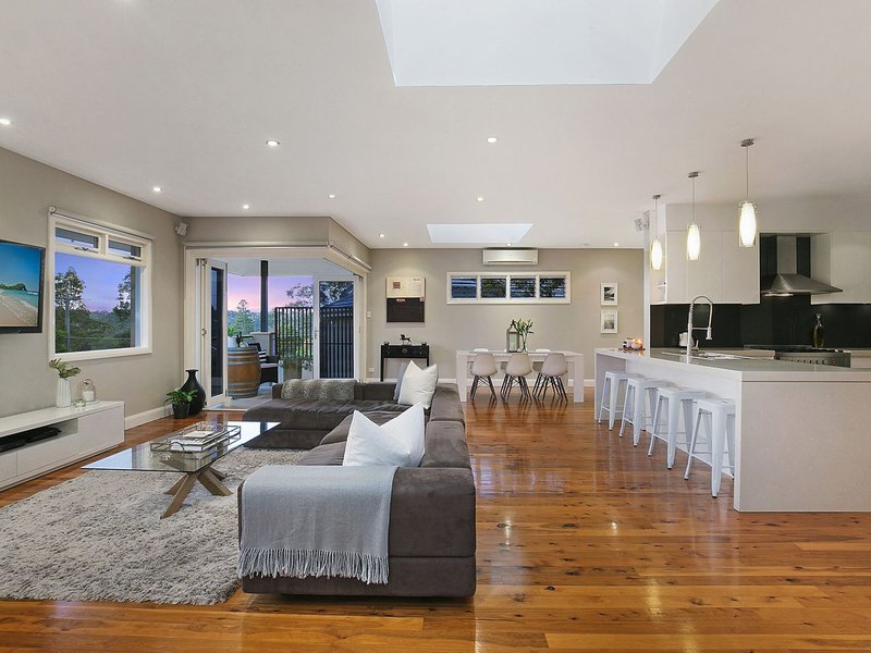 Photo - 16 Rowe Street, Roseville Chase NSW 2069 - Image 2