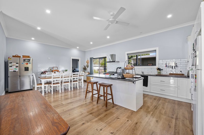 Photo - 16 Royal Avenue, Benalla VIC 3672 - Image 7