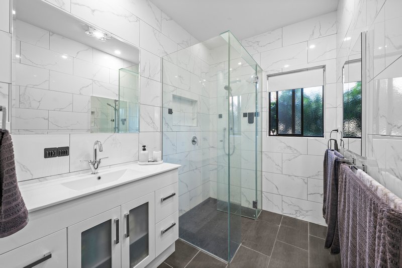 Photo - 16 Royal Avenue, Benalla VIC 3672 - Image 10