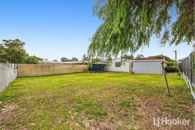 Photo - 16 Royce Street, Singleton WA 6175 - Image 15