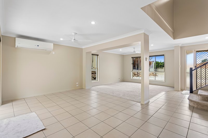 Photo - 16 Rumbold Court, Upper Coomera QLD 4209 - Image 6