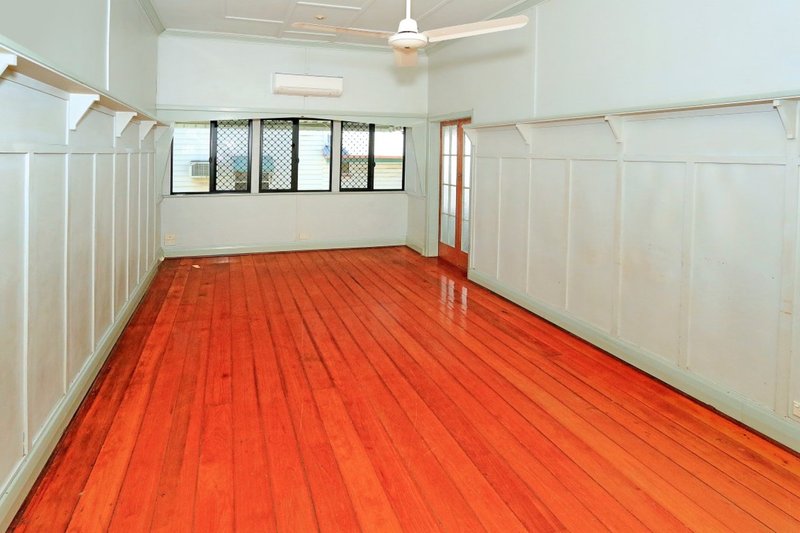 Photo - 16 Rundle Street, Wandal QLD 4700 - Image 3