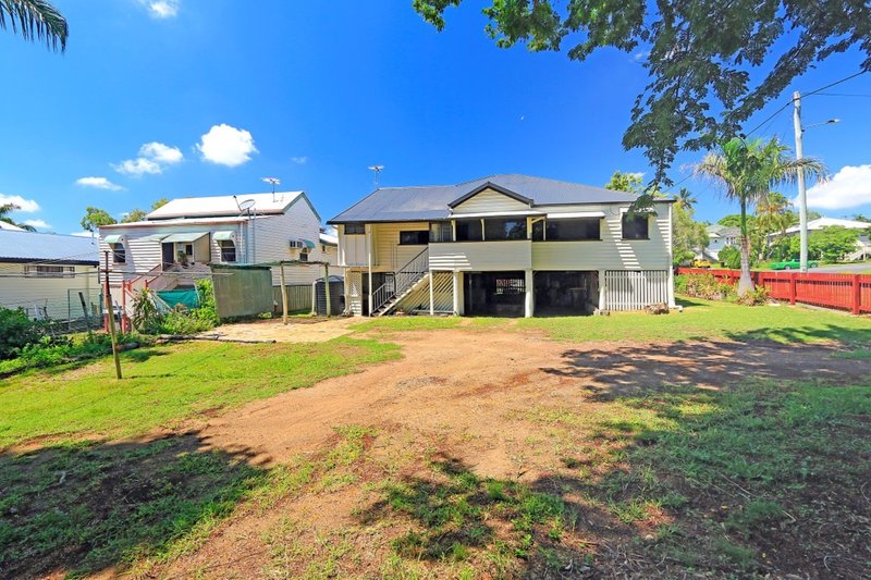 Photo - 16 Rundle Street, Wandal QLD 4700 - Image 14