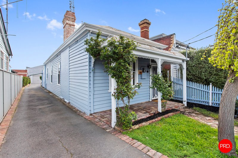 16 Russell Street, Quarry Hill VIC 3550