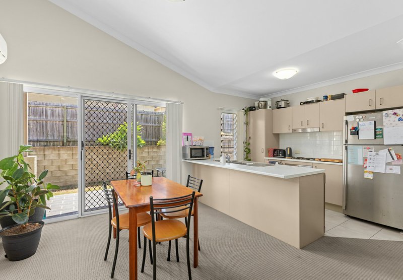 Photo - 16 Ruston Street, Warwick QLD 4370 - Image 3
