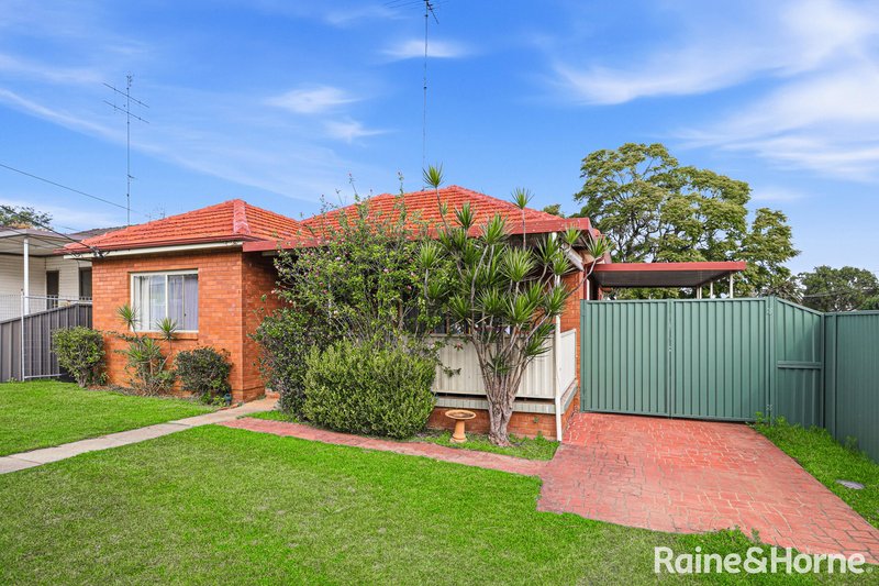 Photo - 16 Saddington Street, St Marys NSW 2760 - Image 2