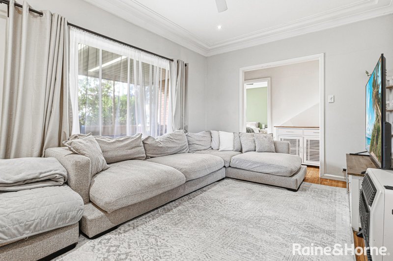 Photo - 16 Saddington Street, St Marys NSW 2760 - Image 3