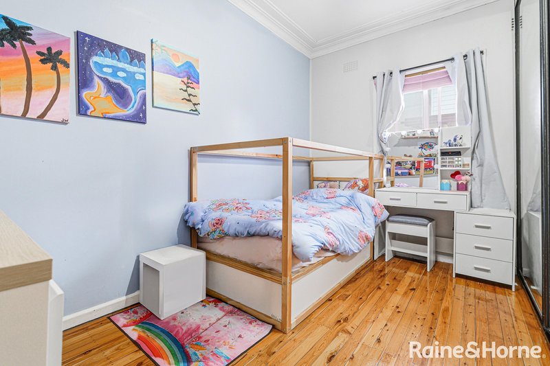 Photo - 16 Saddington Street, St Marys NSW 2760 - Image 6