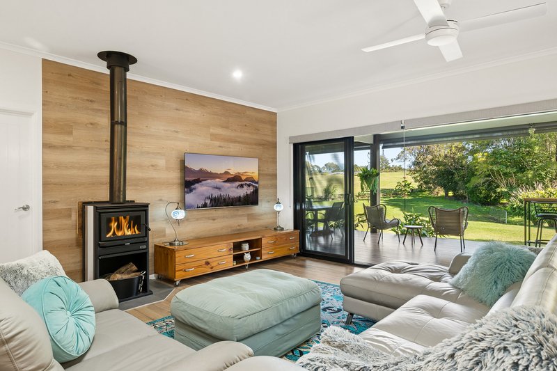 Photo - 16 Saddleback Drive, Dayboro QLD 4521 - Image 2