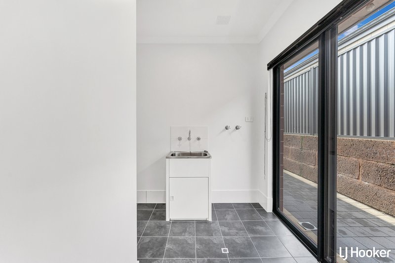 Photo - 16 Saltbush Street, Wandi WA 6167 - Image 18