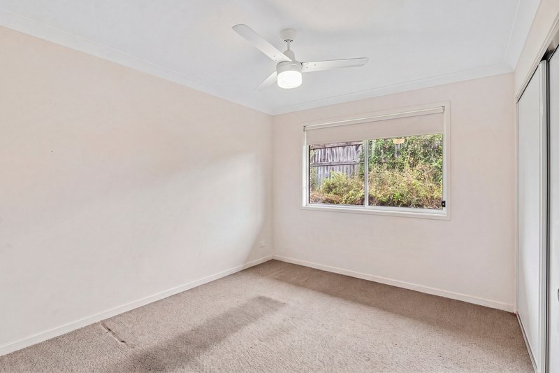 Photo - 16 Saltram Avenue, Holmview QLD 4207 - Image 12
