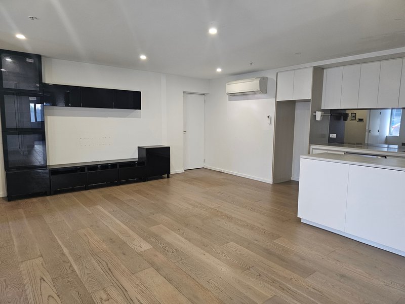 Photo - 1/6 Saltriver Place, Footscray VIC 3011 - Image 2