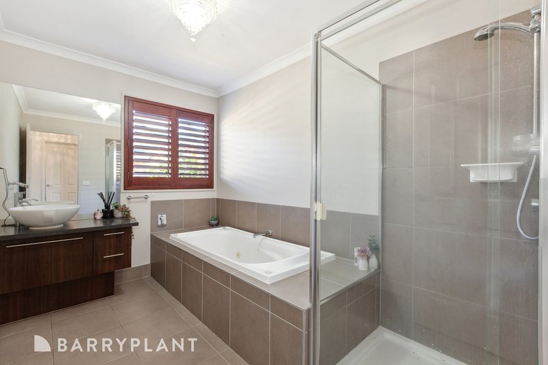 Photo - 16 Salute Court, Wallan VIC 3756 - Image 7