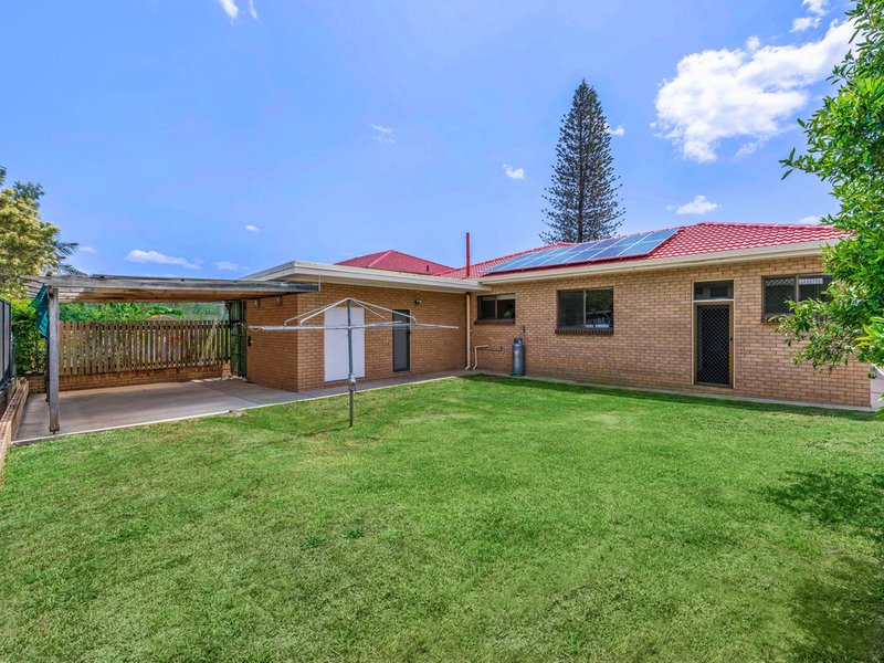 Photo - 16 Samrill Street, Boondall QLD 4034 - Image 13