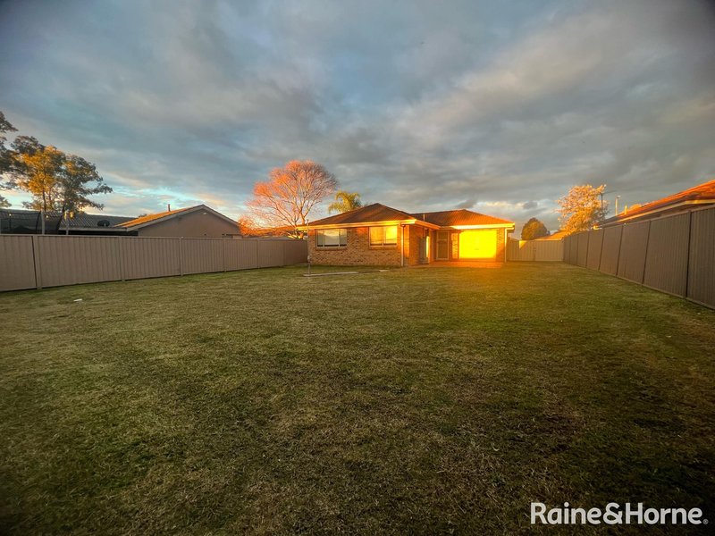 Photo - 16 Samuel Street, Bligh Park NSW 2756 - Image 10