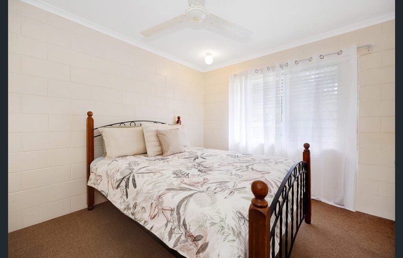 Photo - 16 San Vito Crescent, Rasmussen QLD 4815 - Image 8