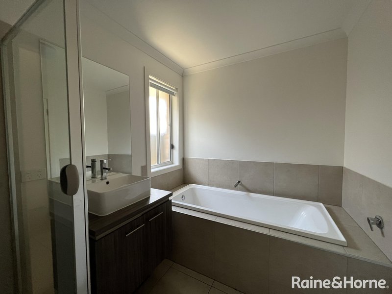 Photo - 16 Sandalwood Road, Davoren Park SA 5113 - Image 4