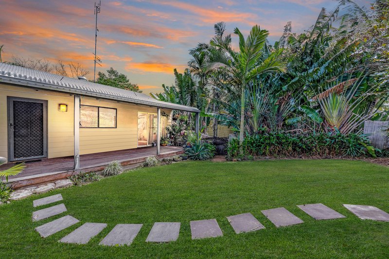 16 Sandpiper Crescent, Jubilee Pocket QLD 4802