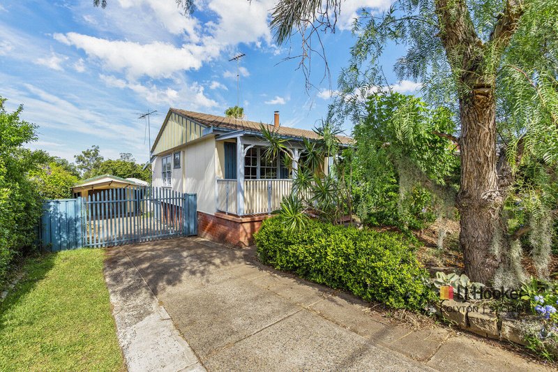 Photo - 16 Sandringham Avenue, Cambridge Park NSW 2747 - Image 2