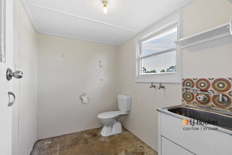 Photo - 16 Sandringham Avenue, Cambridge Park NSW 2747 - Image 14