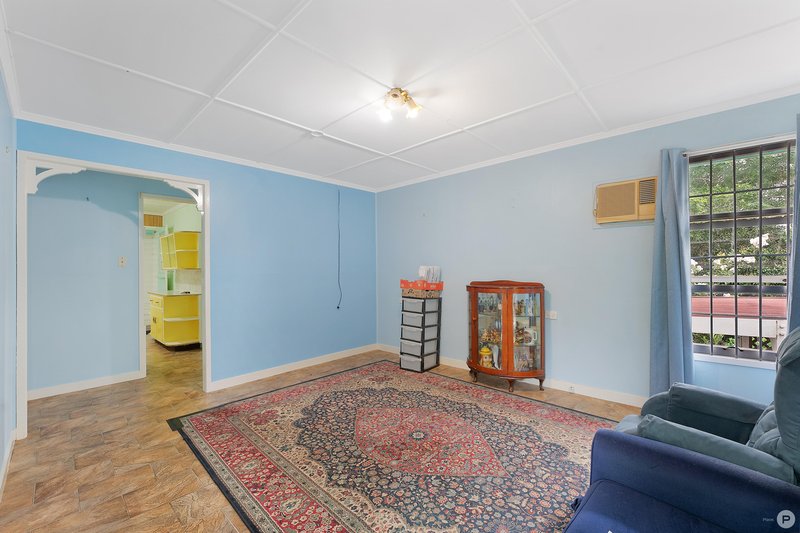 Photo - 16 Sarina Street, Stafford Heights QLD 4053 - Image 8