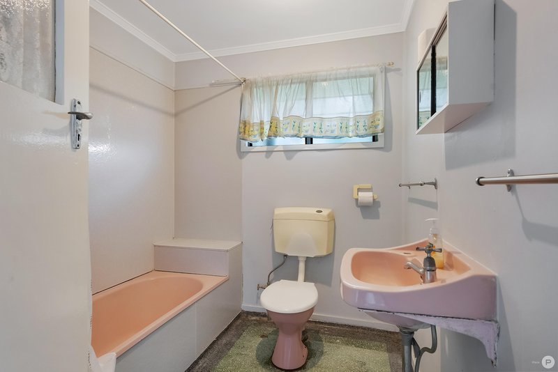 Photo - 16 Sarina Street, Stafford Heights QLD 4053 - Image 10