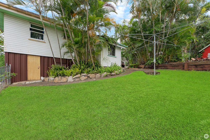 Photo - 16 Sarina Street, Stafford Heights QLD 4053 - Image 14