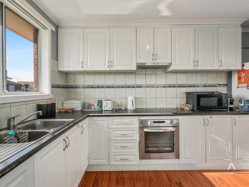 Photo - 16 Sassafras Crescent, Rocherlea TAS 7248 - Image 2