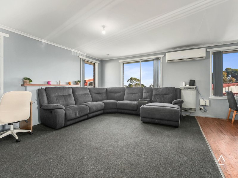 Photo - 16 Sassafras Crescent, Rocherlea TAS 7248 - Image 3
