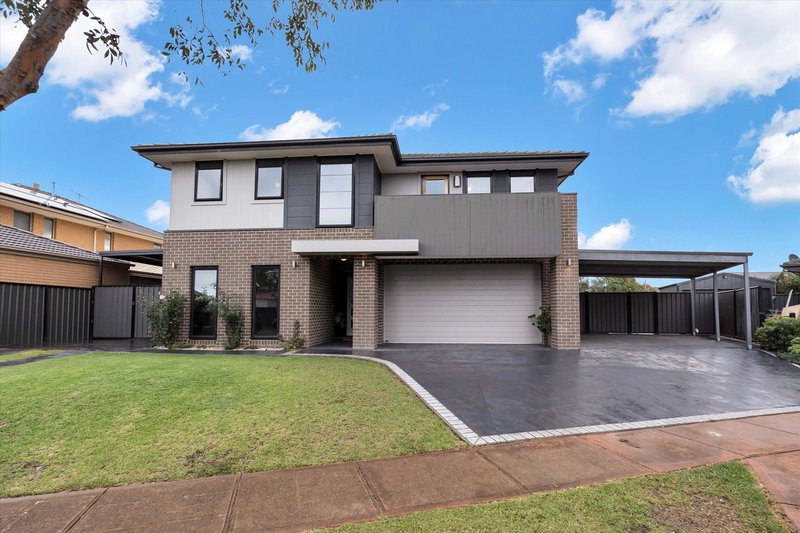 Photo - 16 Savery Court, Point Cook VIC 3030 - Image 1